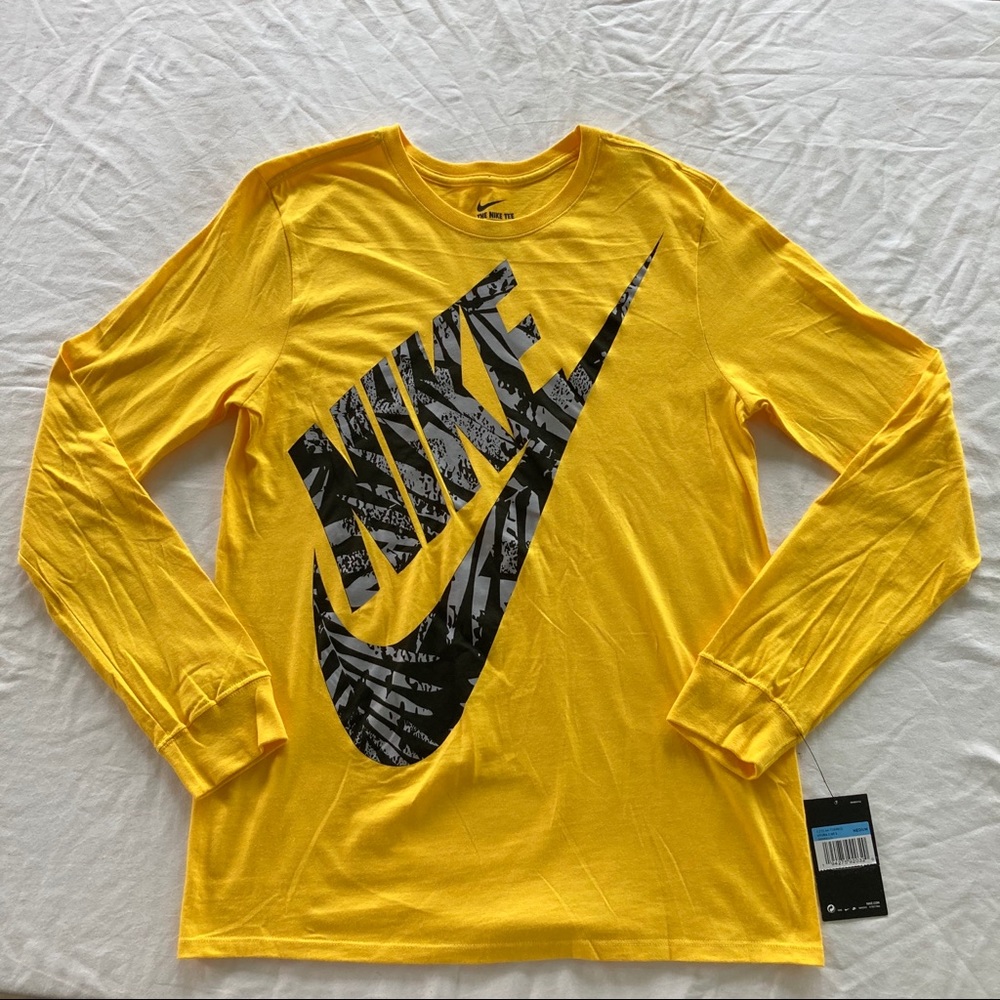 The Nike Tee